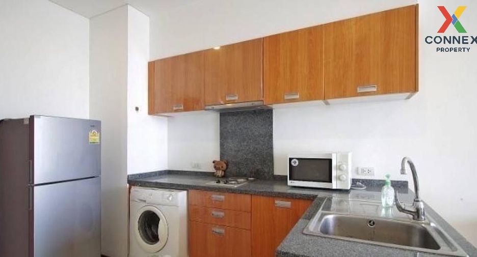 For rent 1 bed condo in Khlong San, Bangkok
