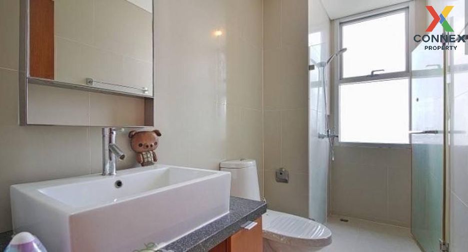 For rent 1 bed condo in Khlong San, Bangkok