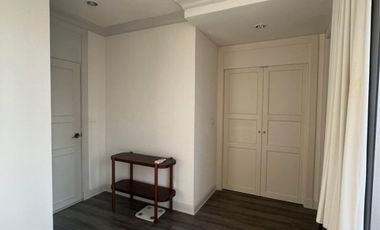 For rent 2 bed condo in Ratchathewi, Bangkok