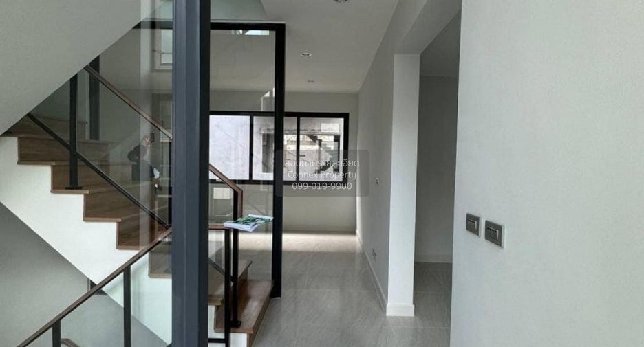 For rent 2 bedrooms house in Suan Luang, Bangkok