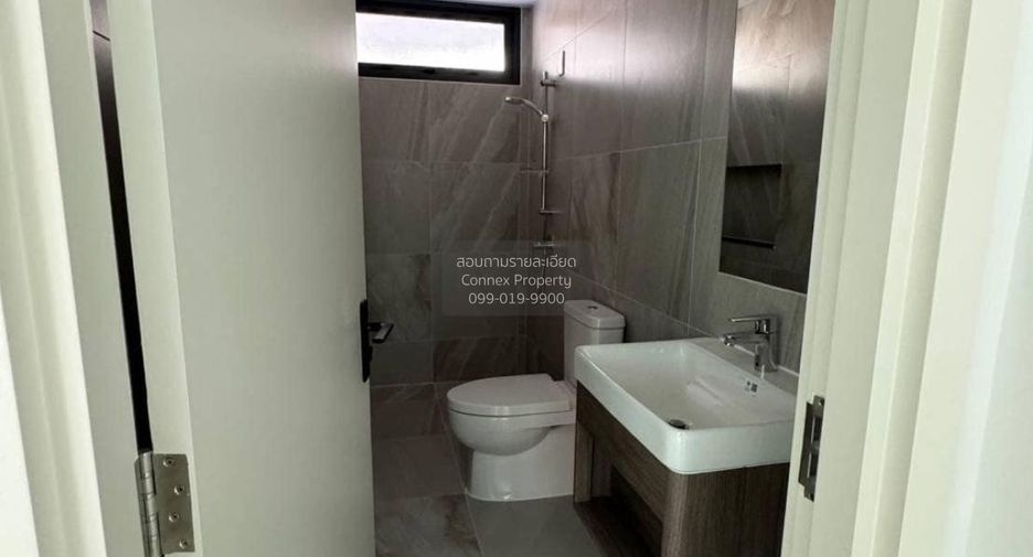 For rent 2 bedrooms house in Suan Luang, Bangkok