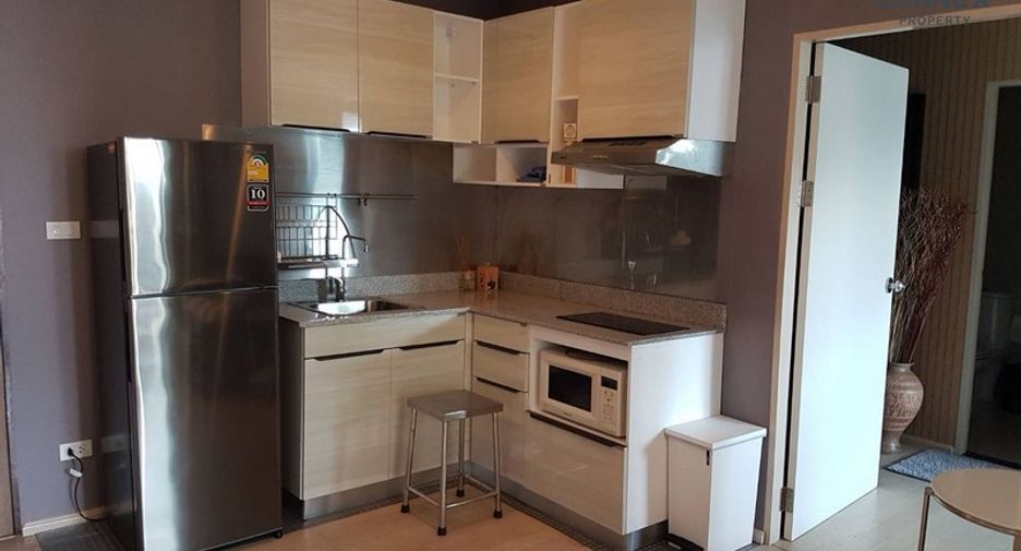 For rent 1 bed condo in Watthana, Bangkok