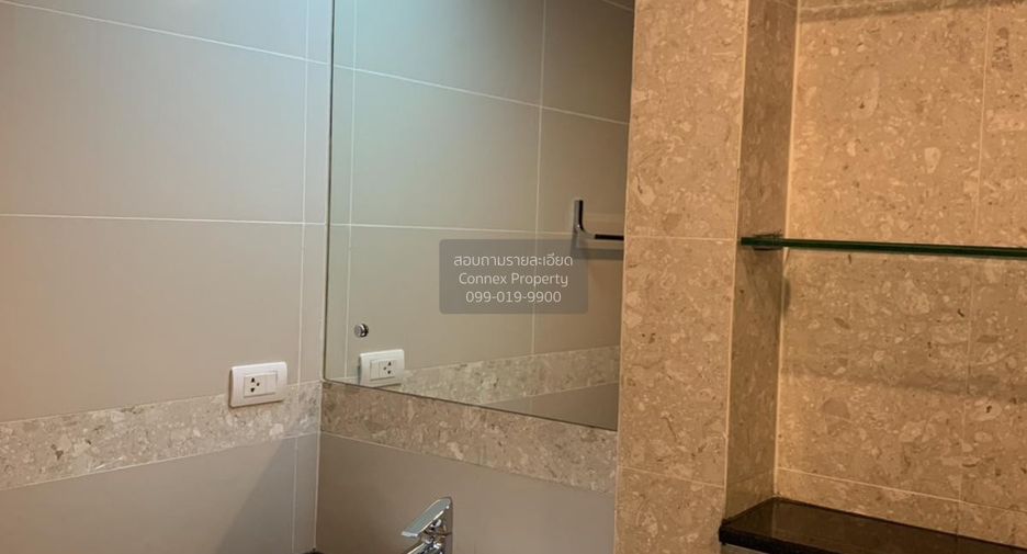 For rent 3 bedrooms condo in Khlong Toei, Bangkok