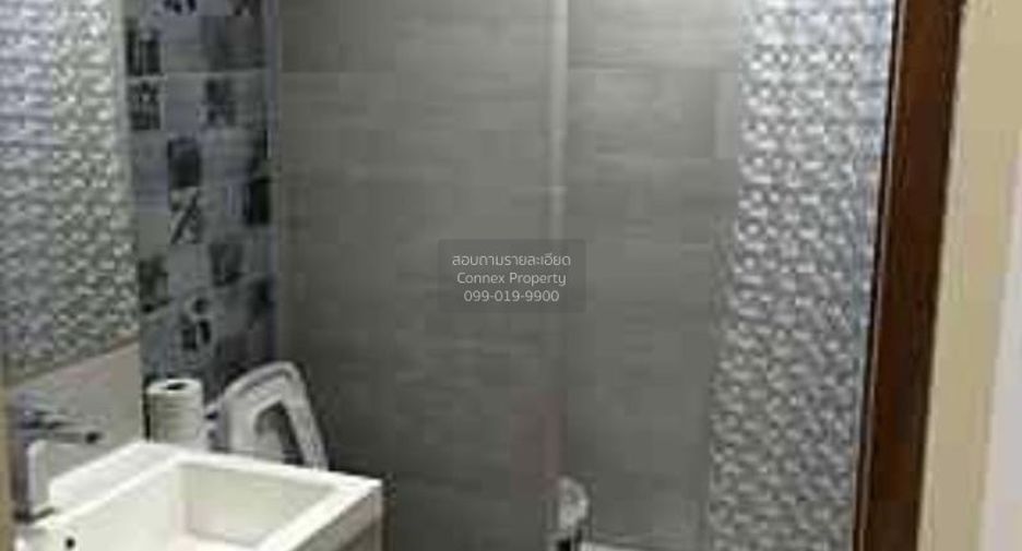 For rent 2 bedrooms condo in Phaya Thai, Bangkok