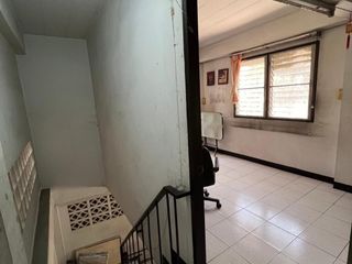For rent 5 bed retail Space in Mueang Nonthaburi, Nonthaburi