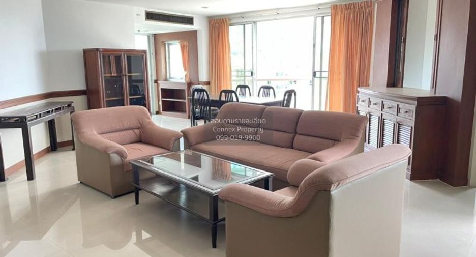 For rent 3 bedrooms apartment in Khlong Toei, Bangkok