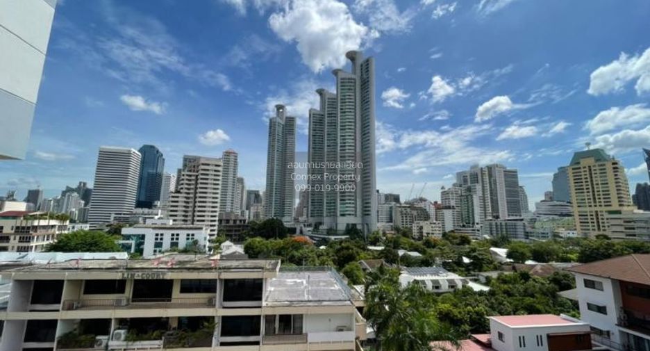 For rent 3 bedrooms apartment in Khlong Toei, Bangkok