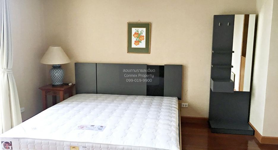 Wohnung zur Miete mit 4 Zimmer in Pathum Wan, Bangkok