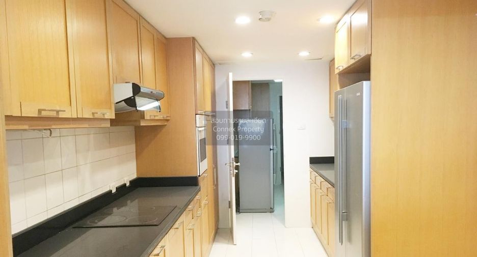 Wohnung zur Miete mit 4 Zimmer in Pathum Wan, Bangkok