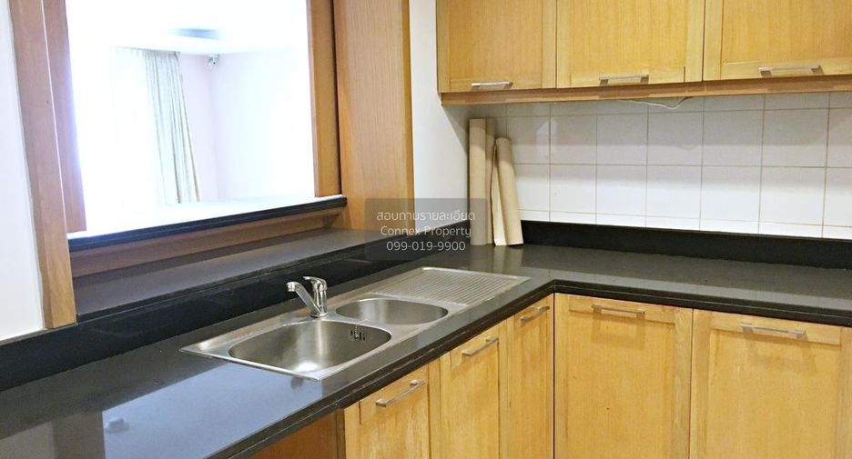 Wohnung zur Miete mit 4 Zimmer in Pathum Wan, Bangkok
