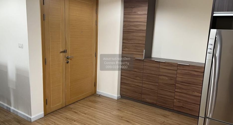Аренда 3 спальни апартаменты в Патхум Щан, Бангкок