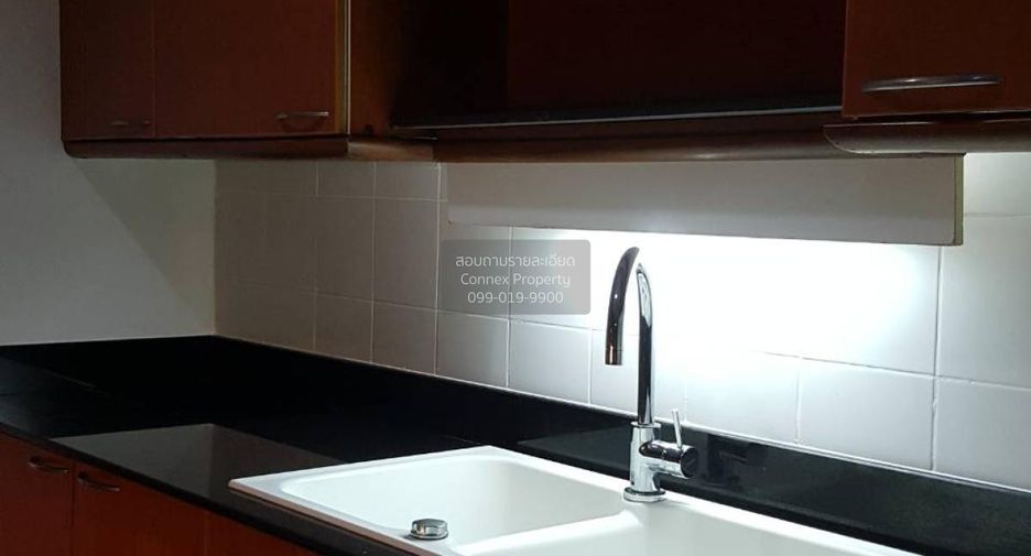 For rent 2 bedrooms apartment in Sathon, Bangkok