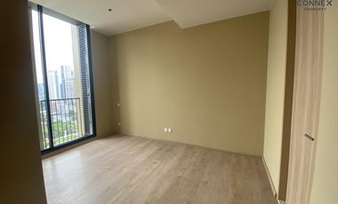 For sale 2 bed condo in Watthana, Bangkok