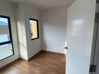 For sale 4 bed house in Khlong Luang, Pathum Thani