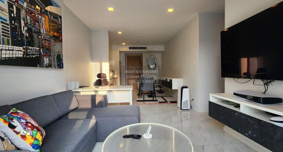 For rent 2 bedrooms condo in Watthana, Bangkok