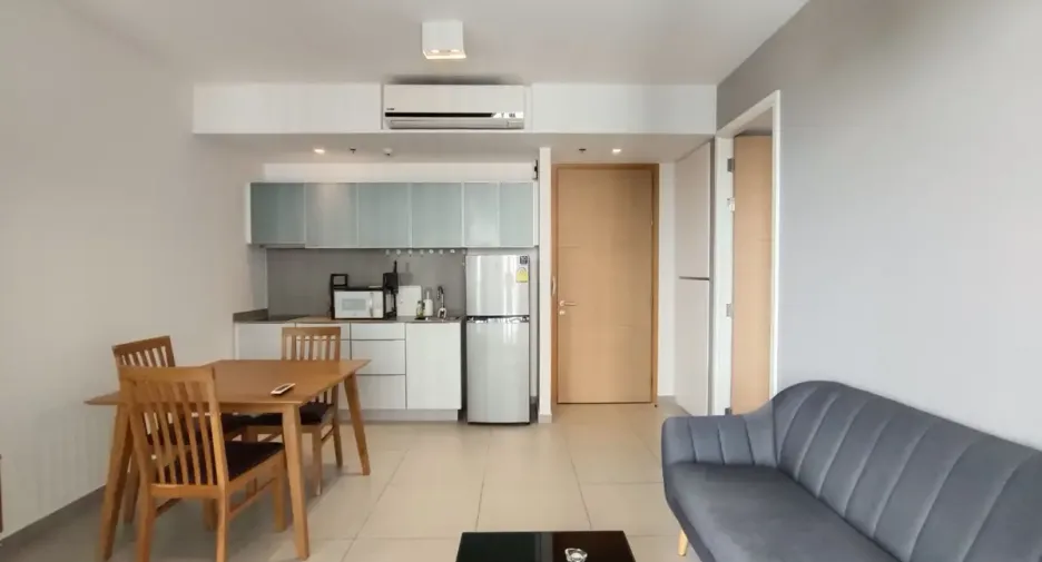 For rent and for sale 1 bed condo in Khlong Toei, Bangkok