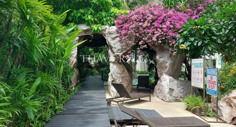 For sale 1 bed condo in Bang Lamung, Chonburi