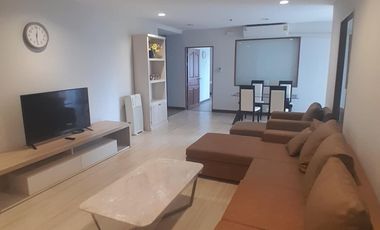 For rent 2 bed condo in Watthana, Bangkok