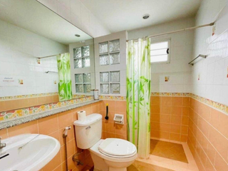 For sale 3 Beds house in Saphan Sung, Bangkok