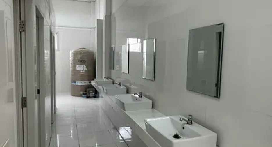 For rent warehouse in Khlong Luang, Pathum Thani