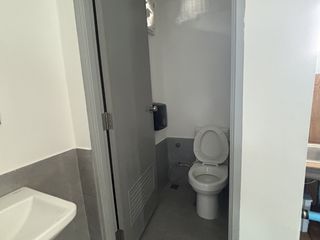 For rent 1 bed office in Khlong Toei, Bangkok