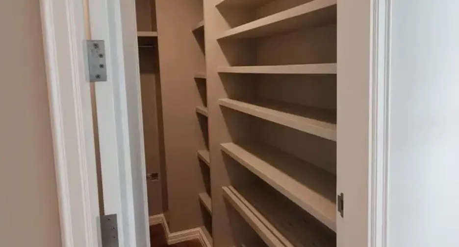 Wohnung zur Miete mit 3 Zimmer in Pathum Wan, Bangkok