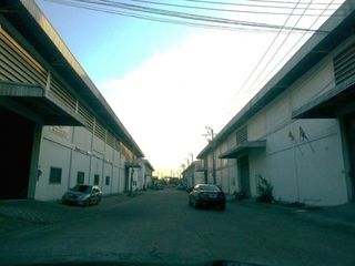 For rent warehouse in Bang Sao Thong, Samut Prakan