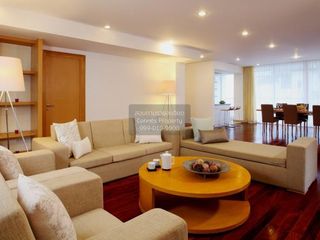 Apartamento en alquiler de 3 habitaciones en Watthana, Bangkok