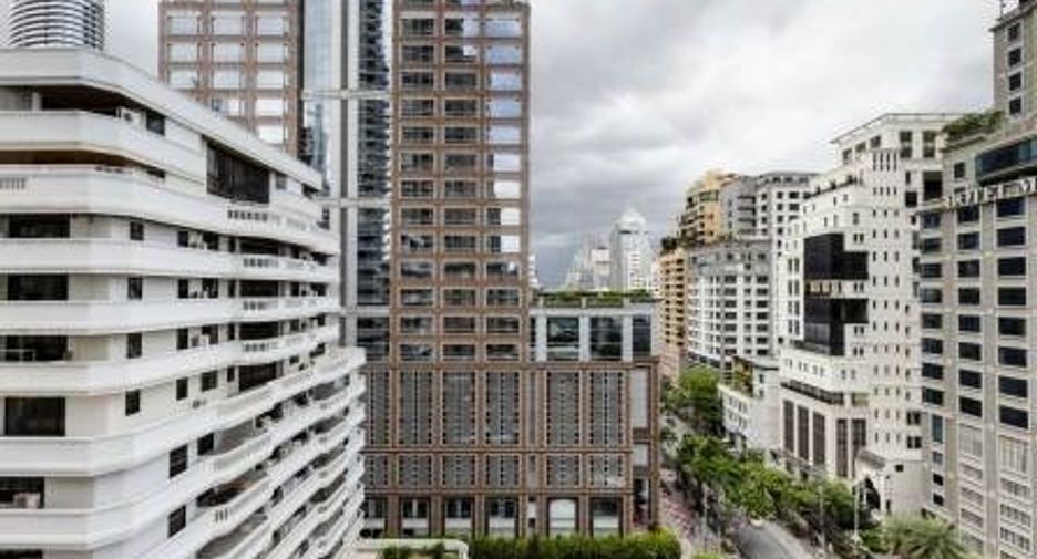 For rent そして for sale 3 ベッドルーム condo in Pathum Wan, Bangkok