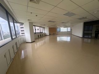 For rent 1 bed office in Bang Rak, Bangkok