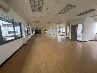 For rent 1 bed office in Bang Rak, Bangkok