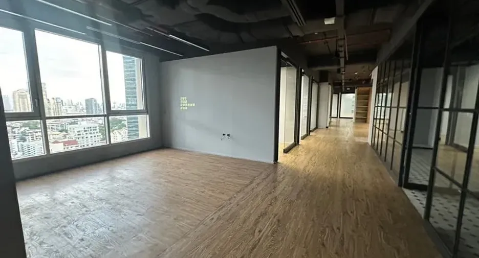 Oficina en alquiler en Sathon, Bangkok