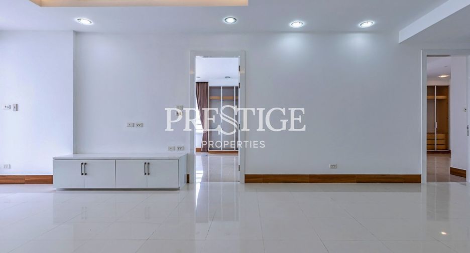 À vendre 2 chambres condo à Bang Lamung, Chonburi