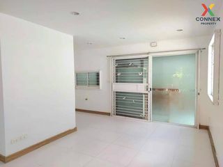 For sale 3 Beds townhouse in Sam Phran, Nakhon Pathom