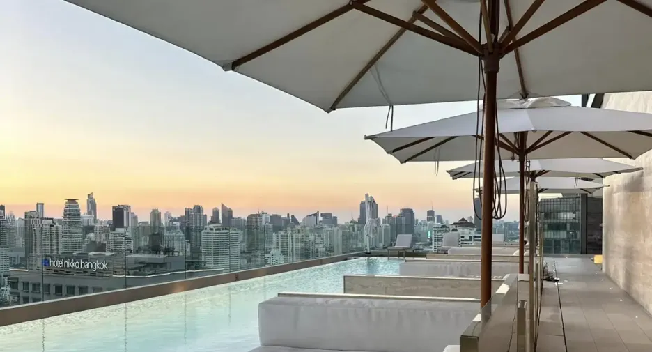 For sale 1 bed condo in Khlong Toei, Bangkok