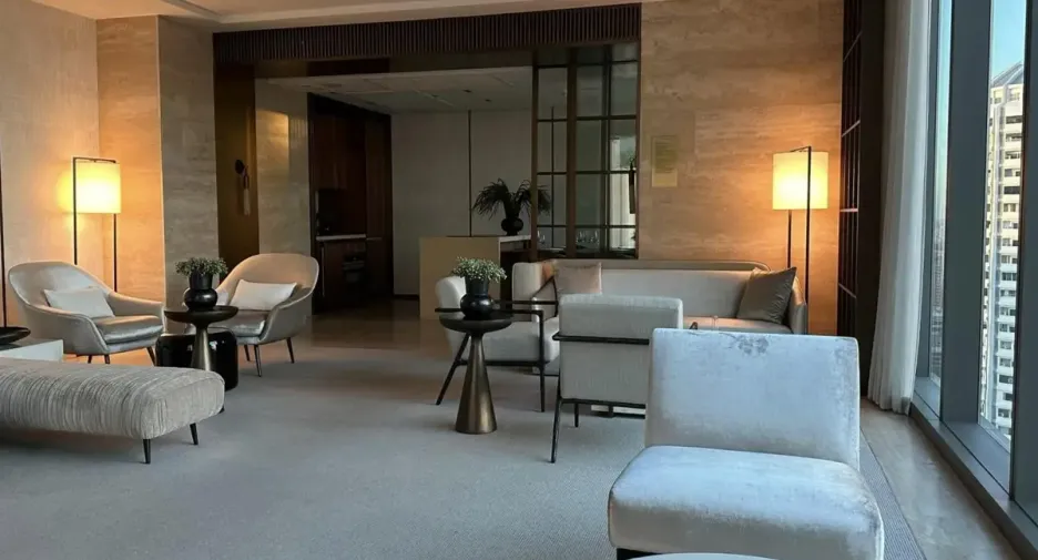 For sale 1 bed condo in Khlong Toei, Bangkok