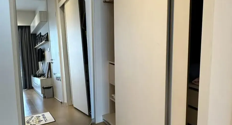 For sale 1 bed condo in Khlong Toei, Bangkok