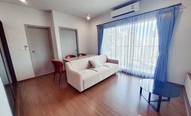 For sale 2 bed condo in Phaya Thai, Bangkok