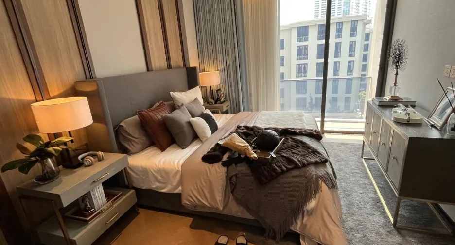 For sale 2 bed condo in Watthana, Bangkok