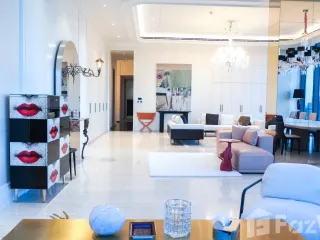For sale 4 Beds condo in Pathum Wan, Bangkok