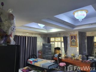 For sale 5 Beds house in Min Buri, Bangkok