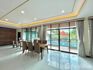 For rent 6 Beds villa in Mueang Chiang Mai, Chiang Mai