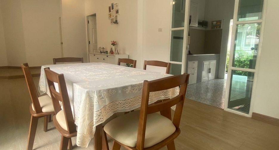 For rent 3 Beds villa in Hang Dong, Chiang Mai