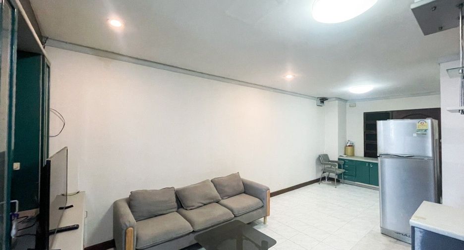 For sale スタジオ condo in Watthana, Bangkok
