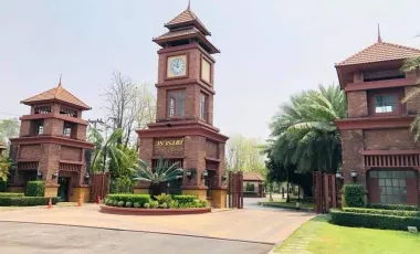 For sale 3 bed house in San Kamphaeng, Chiang Mai