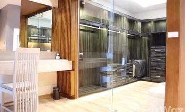 For rent 3 bed condo in Mueang Chiang Mai, Chiang Mai