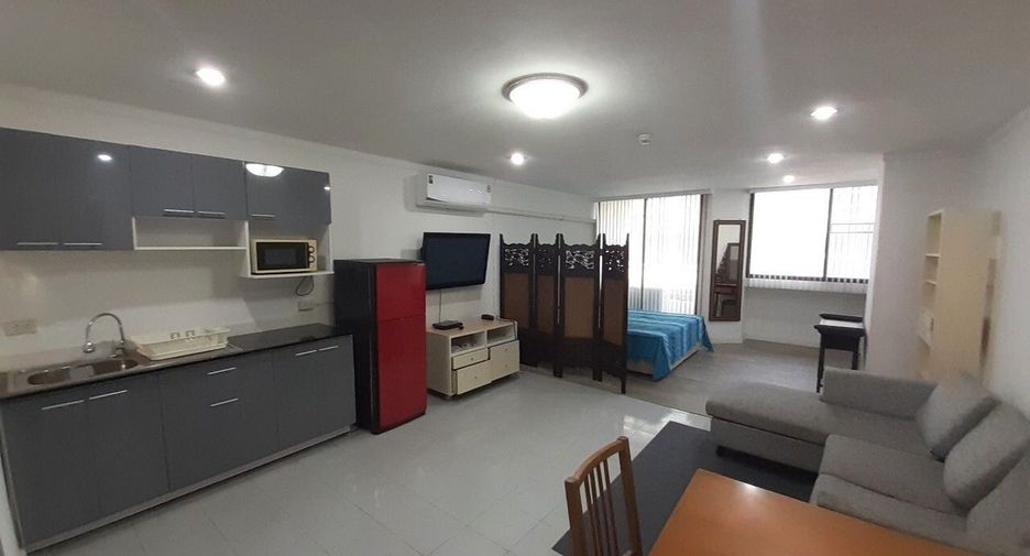 For sale スタジオ condo in Watthana, Bangkok