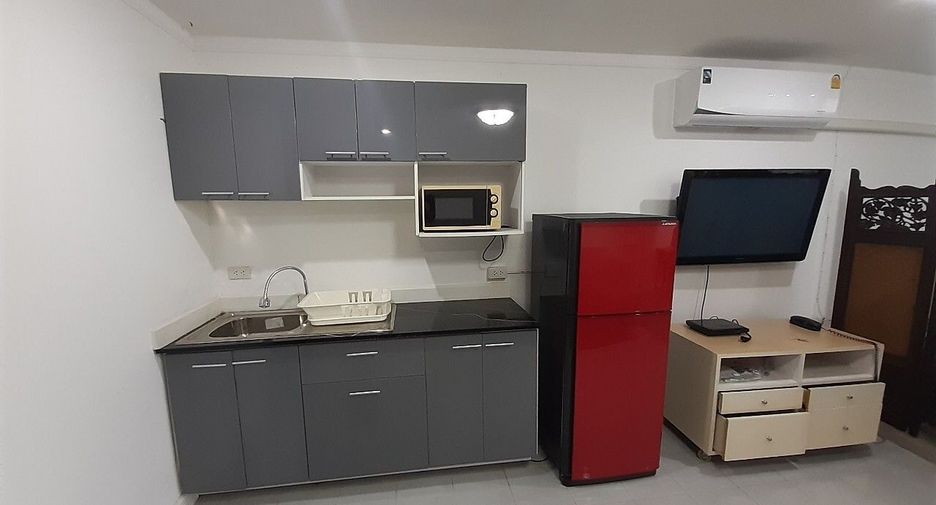 For sale スタジオ condo in Watthana, Bangkok