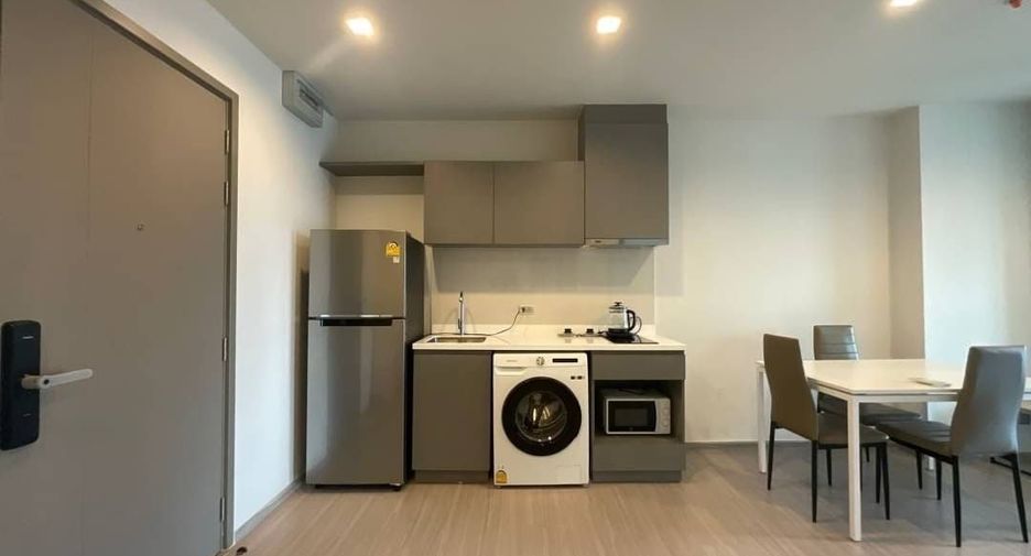 For rent 1 bed condo in Huai Khwang, Bangkok