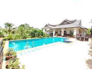 For sale 3 bed villa in Ban Thi, Lamphun
